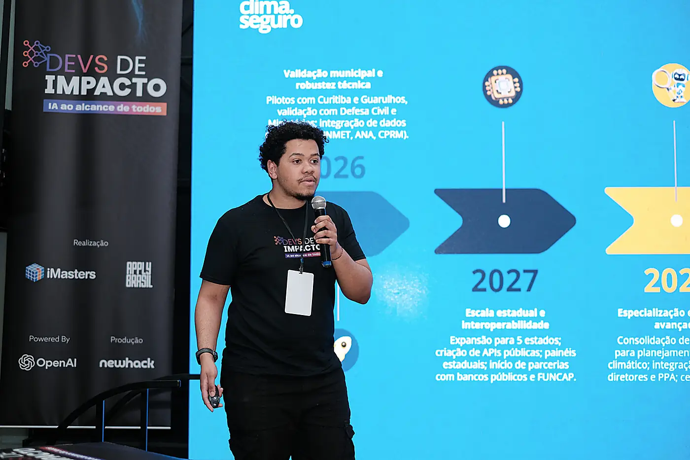 Apresentação do Clima.Seguro no hackathon Devs de Impacto